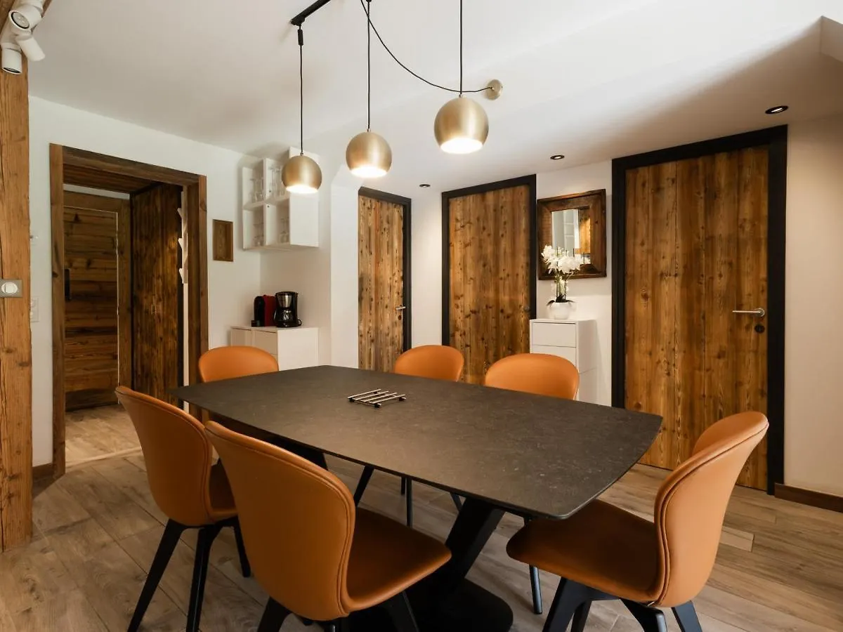 **Appartement Cosy Avec Garage, Au Coeur De La Clusaz, Proche Pistes Et Commerces** - Fr-1-304-190 フランス