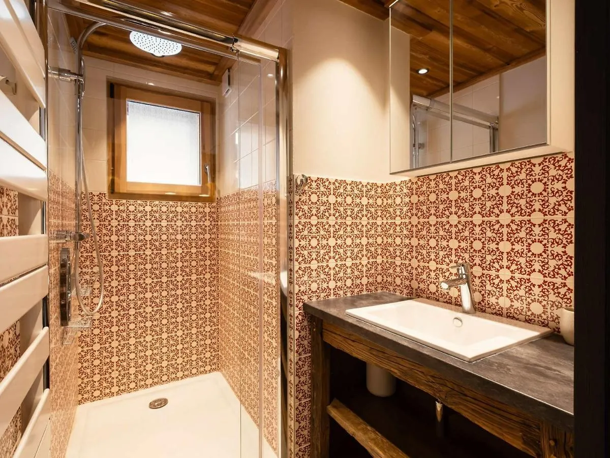 **Appartement Cosy Avec Garage, Au Coeur De La Clusaz, Proche Pistes Et Commerces** - Fr-1-304-190